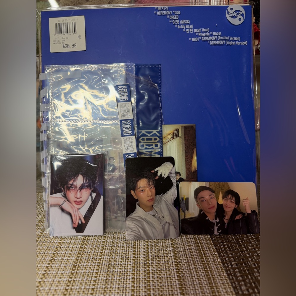 STRAY KIDS Karma Album (Karma Version)